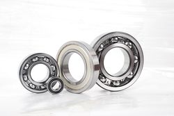 Ujk High Quality Deep Groove Ball Bearings Wheel Bearing Pillow Block Bearing Taper Roller Bearing Spherical Roller Bearing Angular Contact Ball Bearing