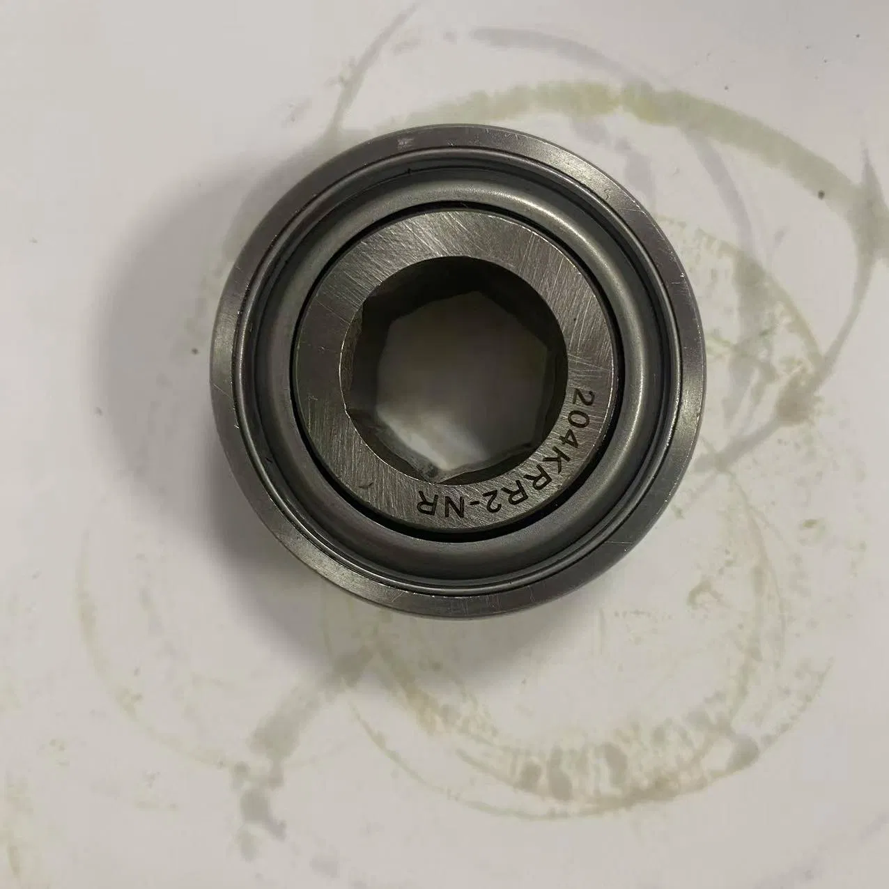 High-Speed Sealed Ball Bearing 204krr2 17.65X47X20.96/14mm for Agricultural Machinery, Double Metal Shields (ZZ) , Gcr15 Steel pictures & photos