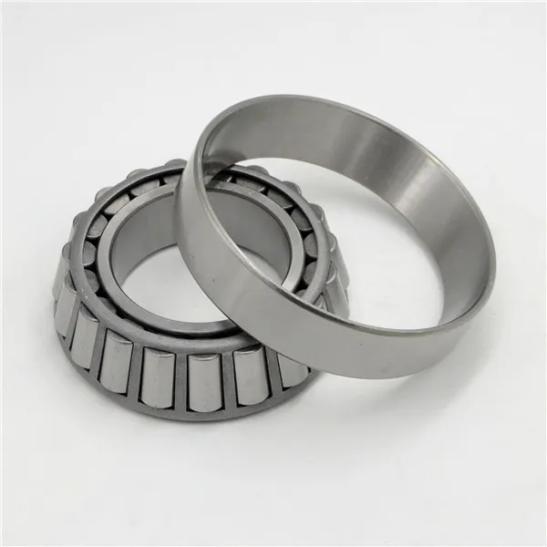 Ujk Tapered Roller Bearings 30205 25X52X16.25mm - Automotive Wheel Hub Application pictures & photos