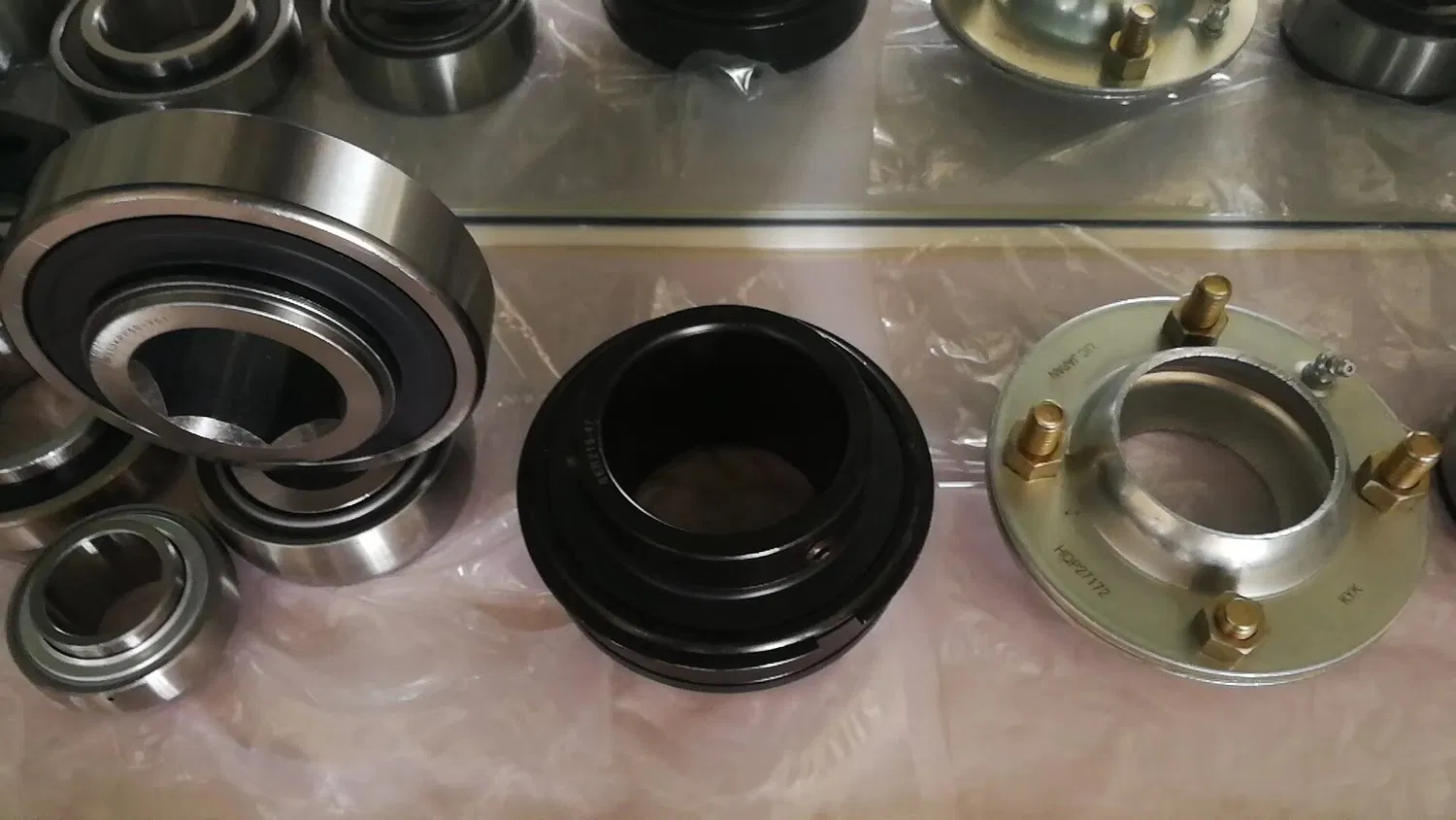 Agriculture Bearings W208ppb13 W208ppb6 W208ppb5 W208ppb8 W208ppb9 W209ppb5 W210ppb6 Gw208ppb6 Gw208ppb5 Gw208ppb8 Gw208ppb17 Gw209ppb5 pictures & photos